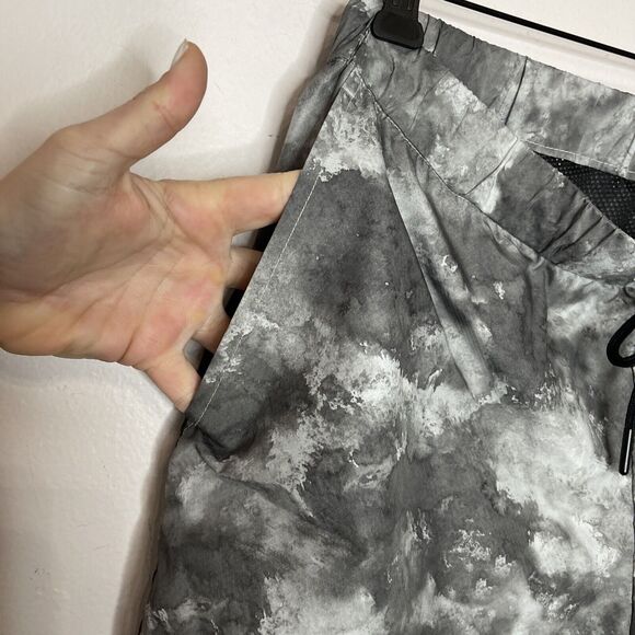 Herschel Alta Shorts Trunks Men's Medium Gray Casual Shorts 7" Inseam Pockets - Picture 6 of 9